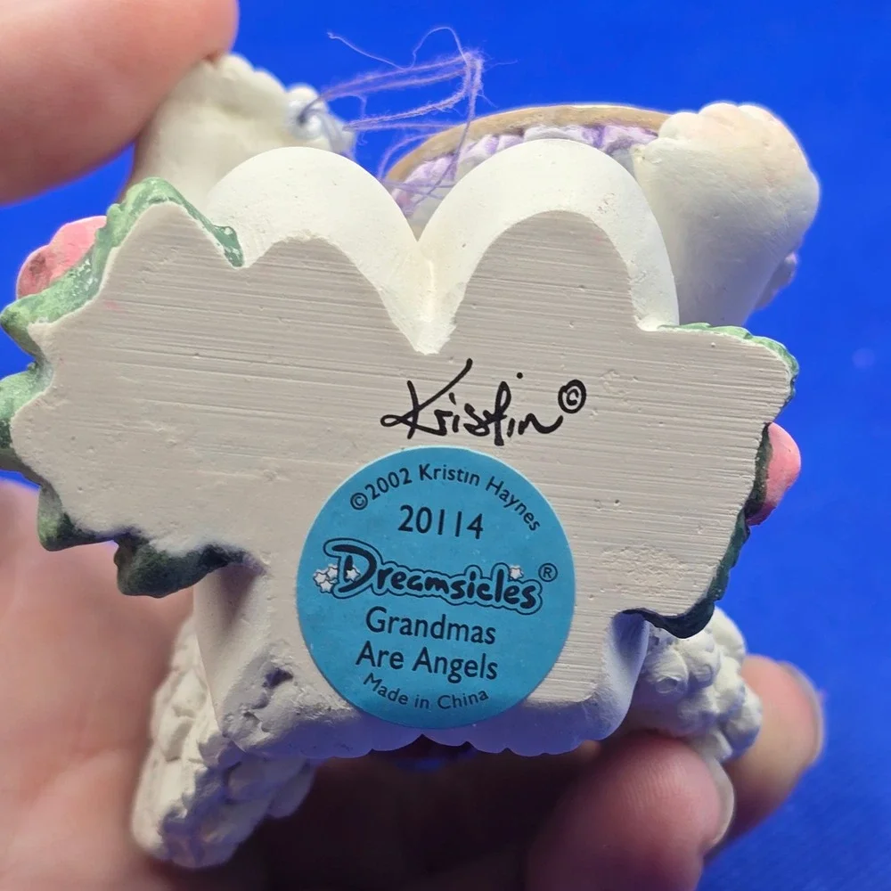 Dreamsicles Grandmas Are Angels Figurine Kristin 20114 Willitts Designs